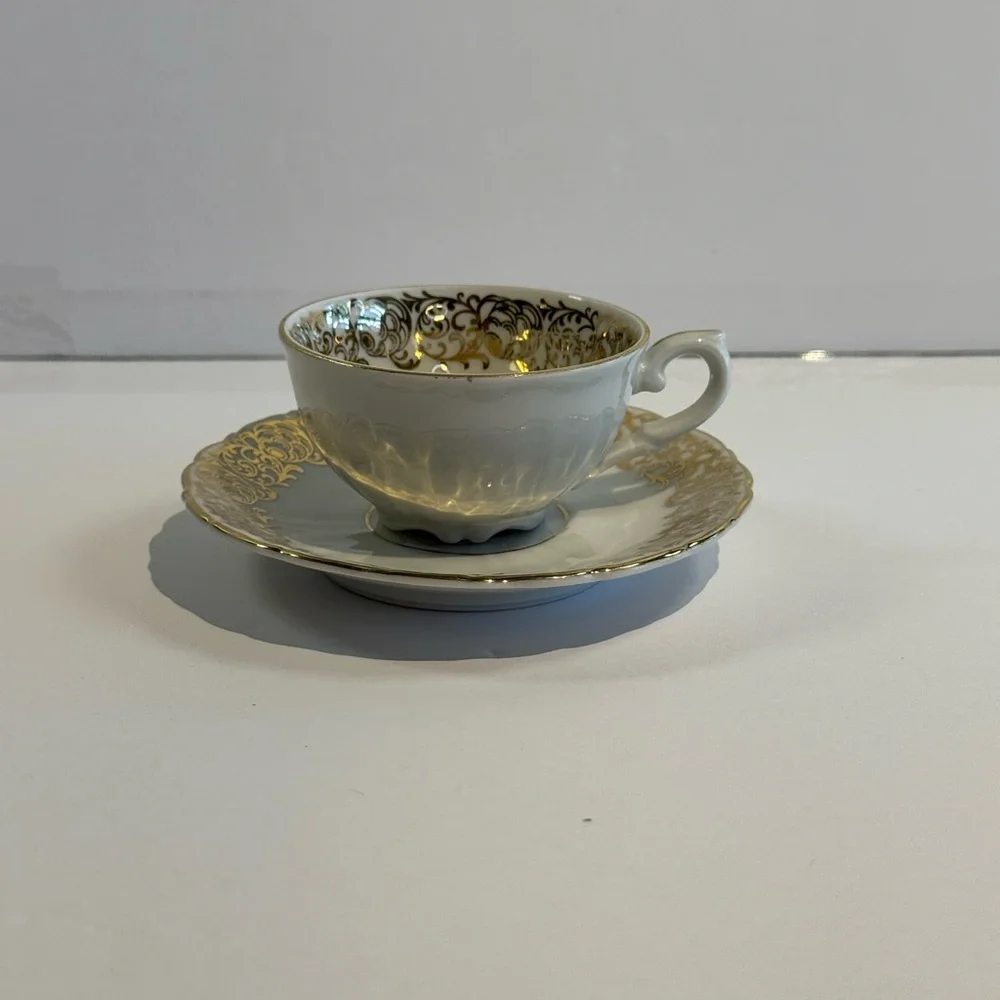 Vintage Wolfram Wiesau Bavaria Porcelain Teacup Saucer Floral Gold Trim Germany